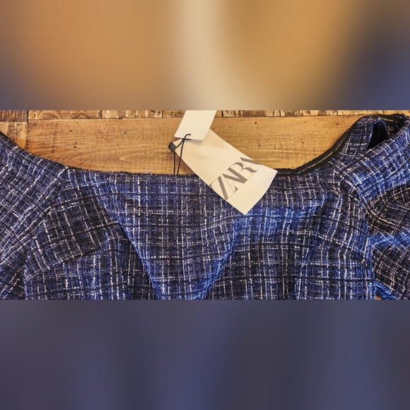 NWT ZARA Tweed Textured Off Shoulder Top Flare Long Sleeves Size XS - Picture 4 of 12
